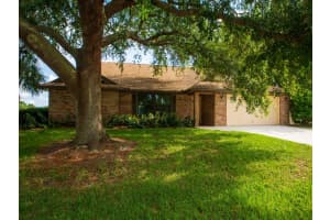 5104 Echo Pines Cir E, Fort Pierce, FL 34951, Sold 07/29/21