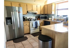 5924 Longbow Ln, Haverhill, FL 33415, Sold 11/17/21