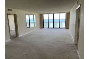 9960 S Ocean Dr, Jensen Beach, FL 34957, Sold 07/02/21