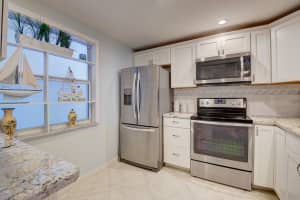 911 Gardenia Dr, Delray Beach, FL 33483, Sold 07/23/21