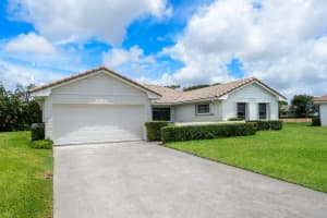 10571 Greentrail Dr S, Boynton Beach, FL 33436, Sold 07/15/21
