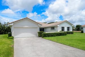 10571 Greentrail Dr S, Boynton Beach, FL 33436, Sold 07/15/21