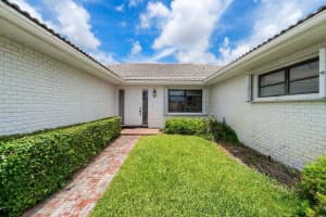 10571 Greentrail Dr S, Boynton Beach, FL 33436, Sold 07/15/21