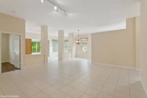 7615 SE Fiddlewood Ln, Hobe Sound, FL 33455, Sold 07/30/21