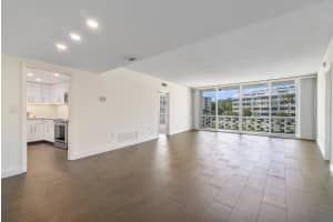 2760 S Ocean Blvd, Palm Beach, FL 33480, Sold 09/01/21