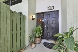 3016 S Oakland Forest Dr, Oakland Park, FL 33309, Sold 08/12/21