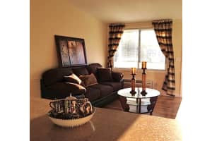 470 7th Pl, Vero Beach, FL 32962, Sold 07/21/21