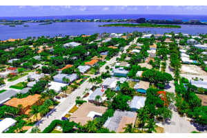 138 Gregory Pl, West Palm Beach, FL 33405, Sold 08/31/21