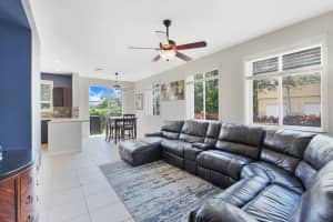 2902 Carvelle Dr, Riviera Beach, FL 33404, Sold 09/17/21
