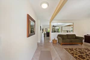 8248 Kelso Dr, Palm Beach Gardens, FL 33418, Sold 10/06/21