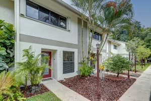 3046 S Oakland Forest Dr, Oakland Park, FL 33309, Sold 09/01/21
