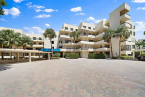 364 Golfview Rd, North Palm Beach, FL 33408, Sold 09/13/21