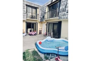 731 Springdale Cir, Palm Springs, FL 33461, Sold 08/13/21