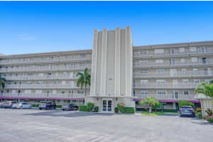 44 Yacht Club Dr, North Palm Beach, FL 33408, Sold 10/11/21