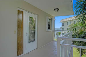 44 Yacht Club Dr, North Palm Beach, FL 33408, Sold 10/11/21