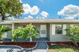 102 Gotham Ct, Fort Pierce, FL 34946, Sold 08/27/21