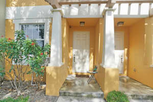 590 Amador Ln, West Palm Beach, FL 33401, Sold 08/23/21