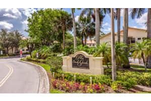 1562 Lake Crystal Dr, West Palm Beach, FL 33411, Sold 08/04/21