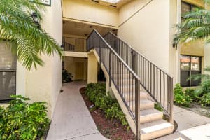 1562 Lake Crystal Dr, West Palm Beach, FL 33411, Sold 08/04/21