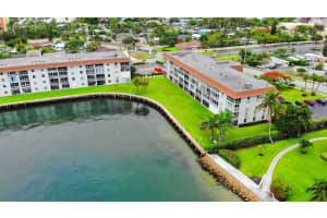 2936 Lake Shore Dr, West Palm Beach, FL 33404, Sold 10/04/21
