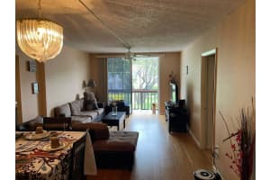 6707 NW 169th St APT A203, Hialeah, FL 33015, Sold 08/02/21