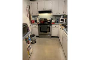 6707 NW 169th St APT A203, Hialeah, FL 33015, Sold 08/02/21