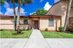 701 Lakeview Dr E, Royal Palm Beach, FL 33411, Sold 07/29/21