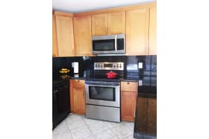 7705 Courtyard Run W, Boca Raton, FL 33433, Sold 07/20/21