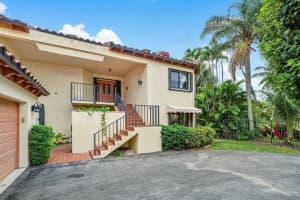 6 Via Lago, Boynton Beach, FL 33435, Sold 06/17/21