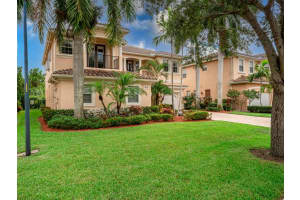 5552 SW Bellflower Ct, Palm City, FL 34990, Sold 07/30/21