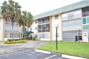 5180 E Sabal Palm Blvd, Tamarac, FL 33319, Sold 09/07/21