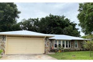 5704 Paleo Pines Cir, Fort Pierce, FL 34951, Sold 08/02/21