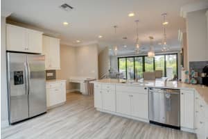 612 Windward Cir, Boynton Beach, FL 33435, Sold 09/16/21