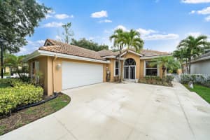 211 S Hampton Dr, Jupiter, FL 33458, Sold 08/05/21