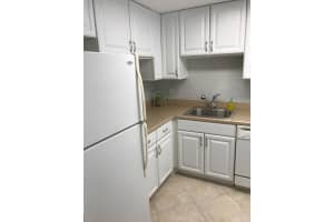 400 NE 20th St APT B202, Boca Raton, FL 33431, Sold 11/22/21