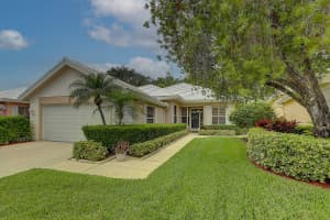 8647 Wakefield Dr, Palm Beach Gardens, FL 33410, Sold 10/28/21