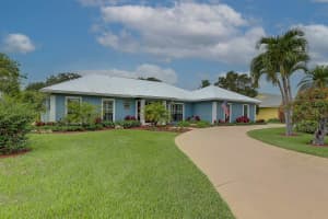 24 SE Turtle Creek Dr, Tequesta, FL 33469, Sold 04/08/22