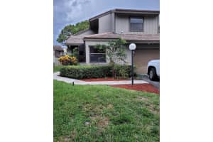 5104 Thyme Dr, Palm Beach Gardens, FL 33418, Sold 09/15/21