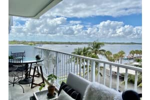 2860 S Ocean Blvd, Palm Beach, FL 33480, Sold 11/17/21