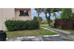 6274 Seven Springs Blvd, Greenacres, FL 33463, Sold 08/17/21