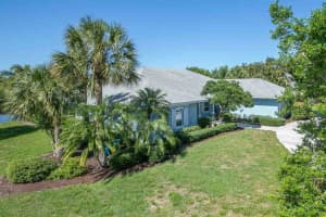 1410 56th Square E, Vero Beach, FL 32966, Sold 08/06/21