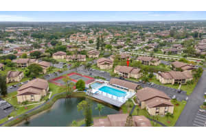 333 Pine Ridge Cir c2, Greenacres, FL 33463, Sold 09/29/21