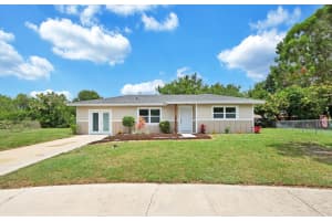 107 Tropic Ct, Fort Pierce, FL 34946, Sold 08/06/21