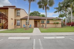 108 Lakeview Dr E, Royal Palm Beach, FL 33411, Sold 09/10/21