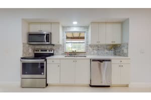 2472 SE St Lucie Blvd, Stuart, FL 34996, Sold 08/17/21