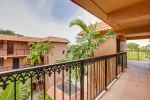 620 Tennis Club Dr, Fort Lauderdale, FL 33311, Sold 07/12/21