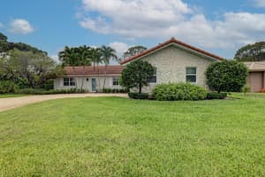 3952 SE Fairway W, Stuart, FL 34997, Sold 08/16/21