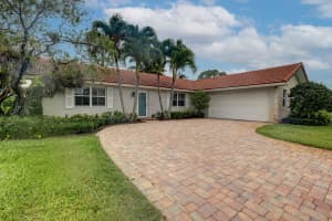 3952 SE Fairway W, Stuart, FL 34997, Sold 08/16/21