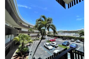 300 Waterway Dr S, Lantana, FL 33462, Sold 08/27/21