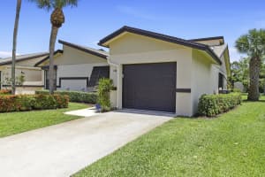 23 Ridge Pointe Dr, Boynton Beach, FL 33435, Sold 08/27/21